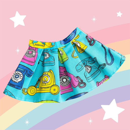 Falda para niña diseño de teléfonos