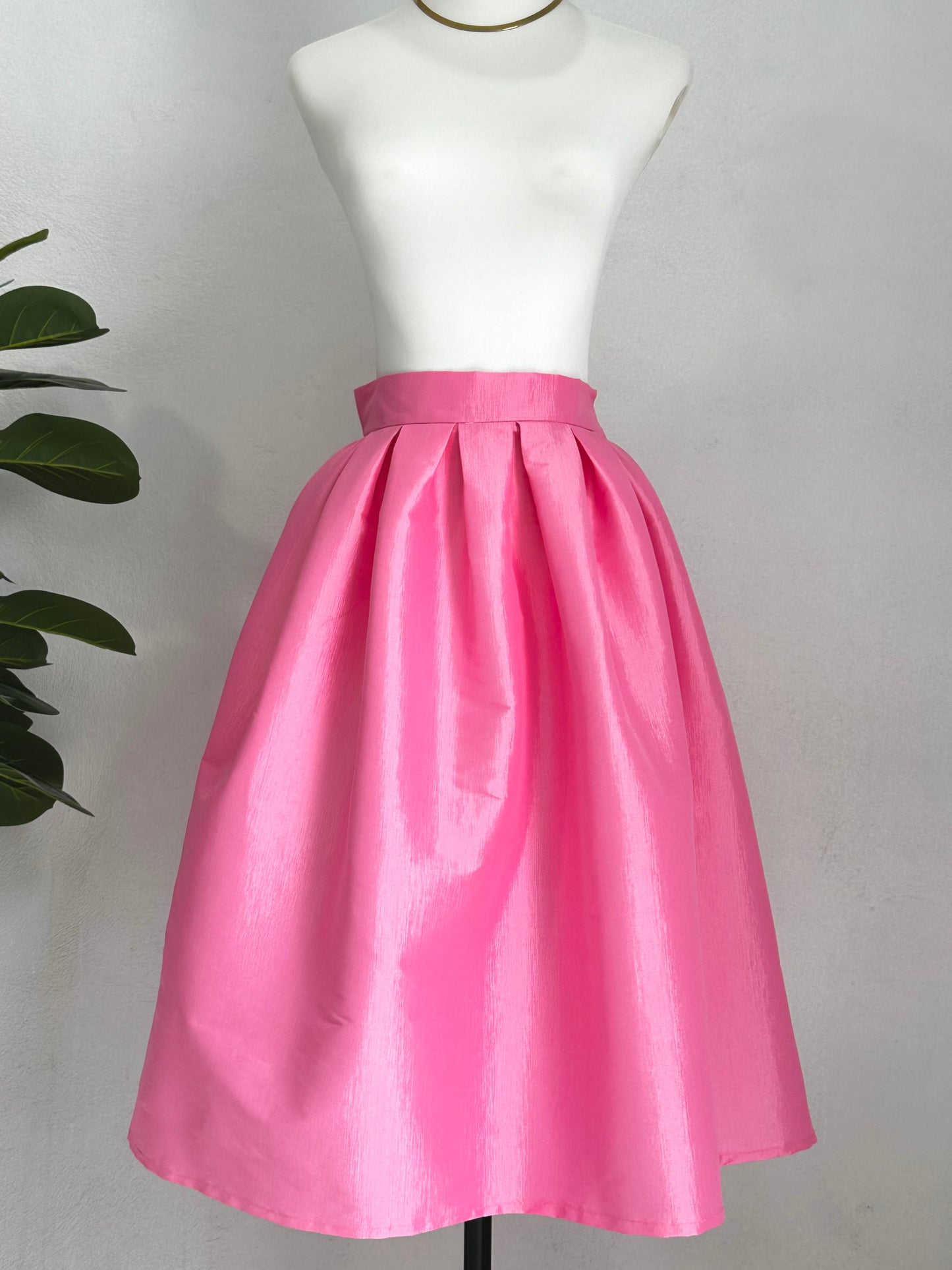 Falda midi rosa pastel