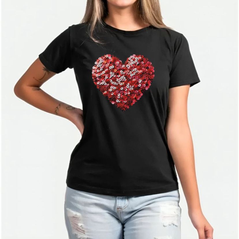 T-Shirt Corazón de lentejuelas ❤️